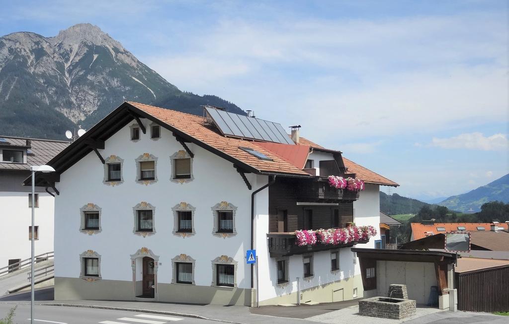 Pension Schoepf Arzl im Pitztal Esterno foto